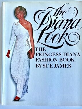 Share Princess Diana Fashion Style Guide "The Diana Look" Royal Picture Wardrobe